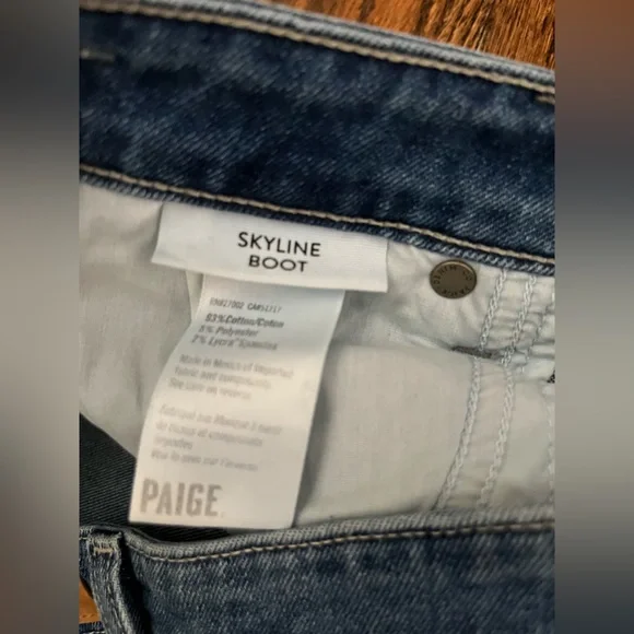 NWOT PAIGE Denim Skyline Boot Women's Blue Flare Jeans, Size 30